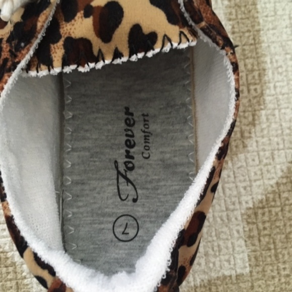 🛍 Leopard Sneakers - Picture 3 of 6